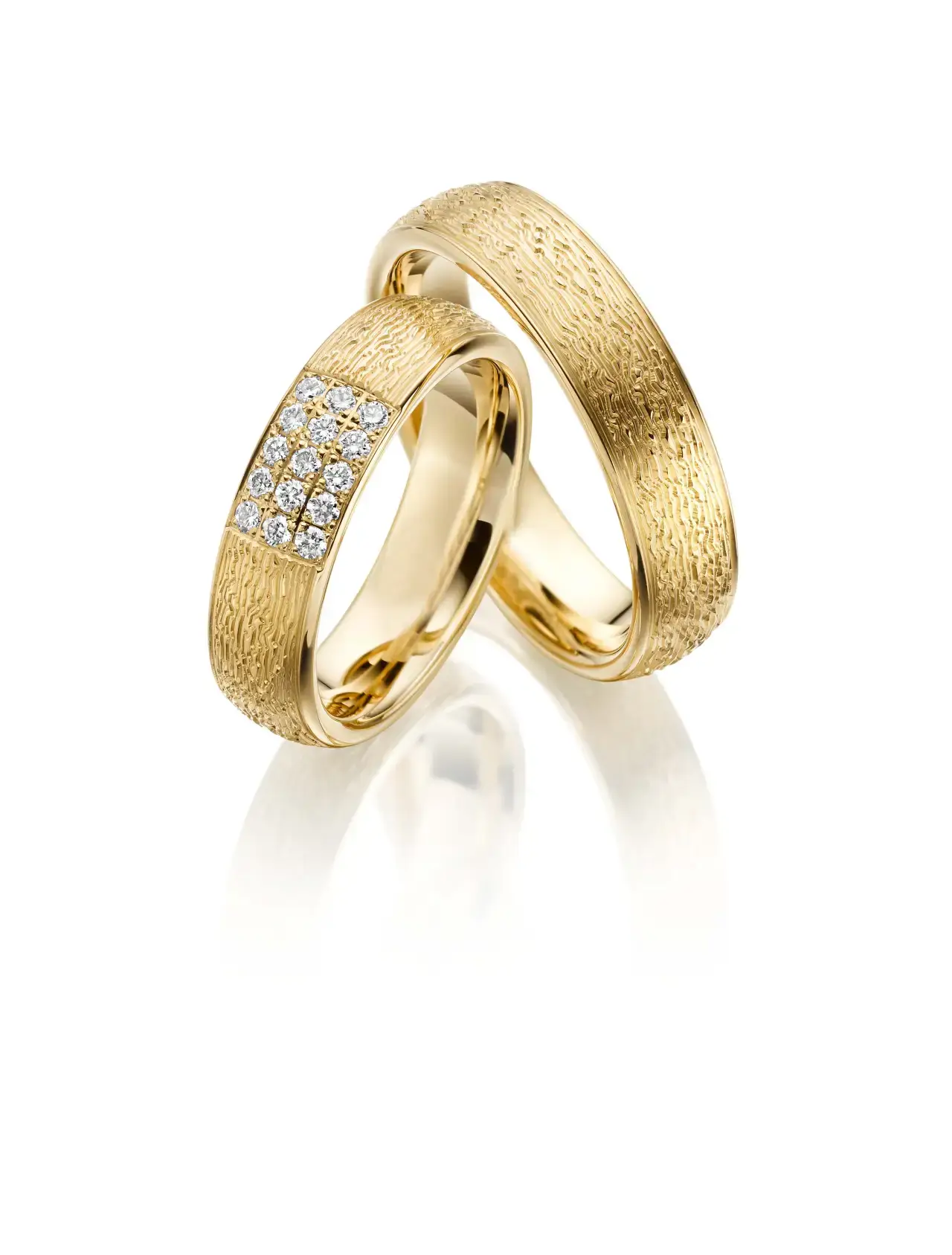 Gelbgoldene Trauringe GG-024